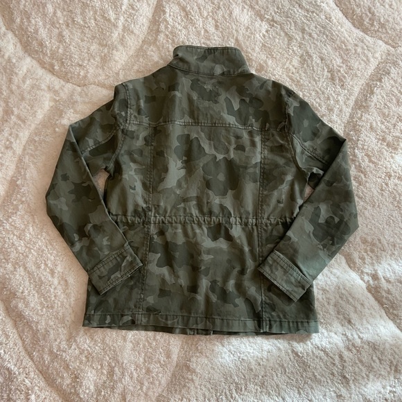 Floral Camo Utility Jacket - Picture 3 of 4